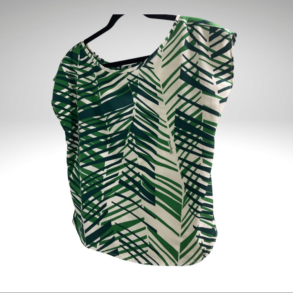 Manuhealii Top Medium